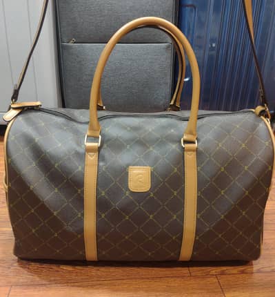 Imported Leather Duffle Bag | Japanese Stock | Spacious & Elegant