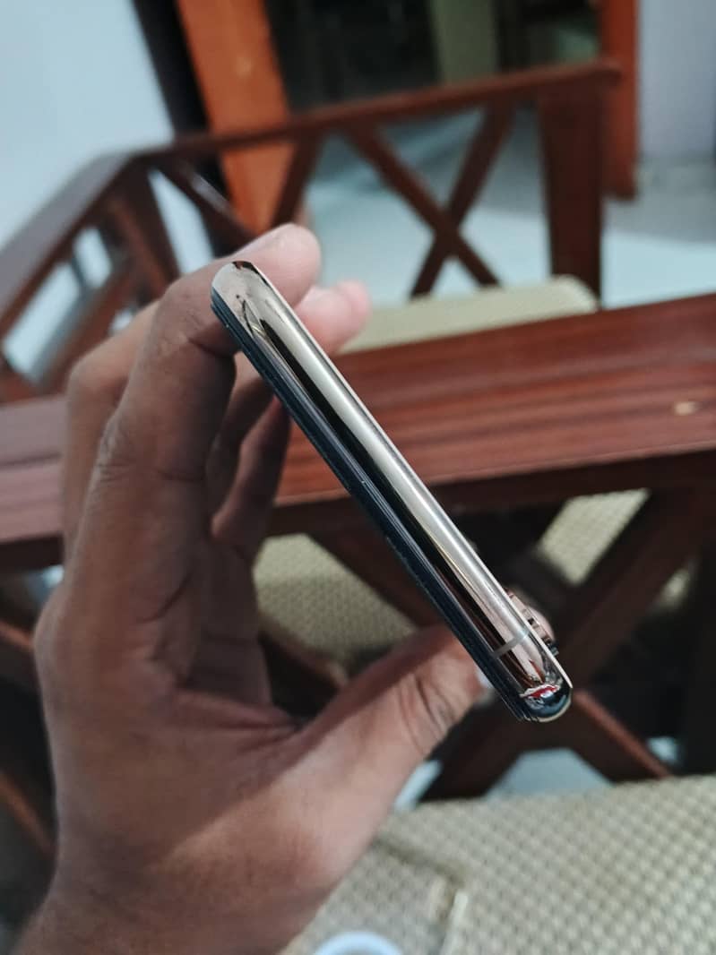 iPhone XS Max sim working 1