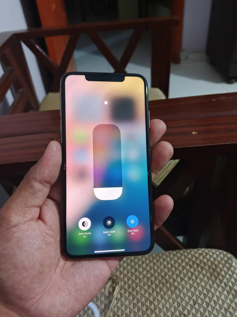iPhone XS Max sim working 5