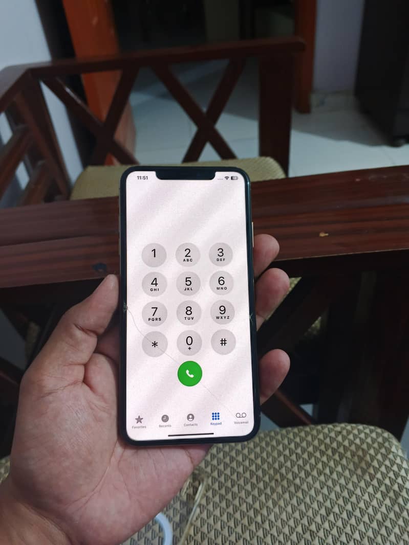 iPhone XS Max sim working 7