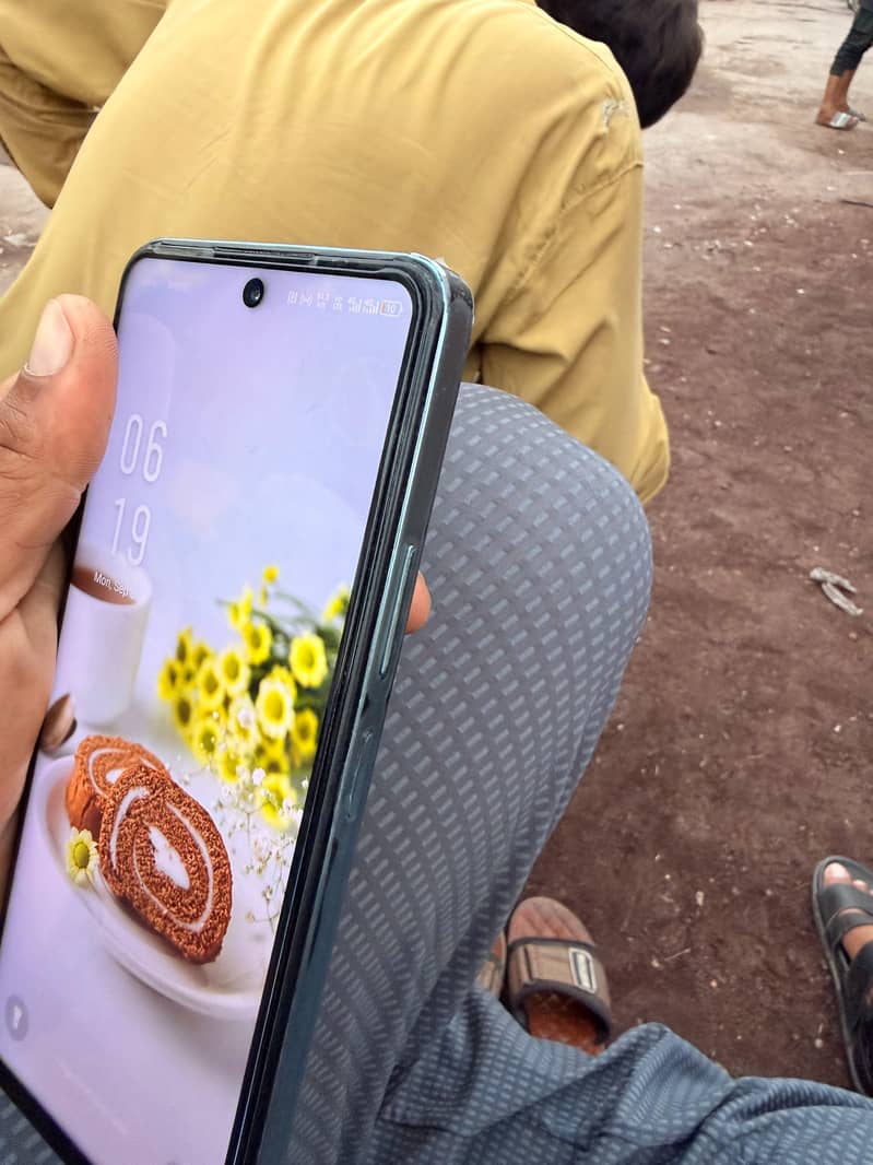 Infinix Note 30 5