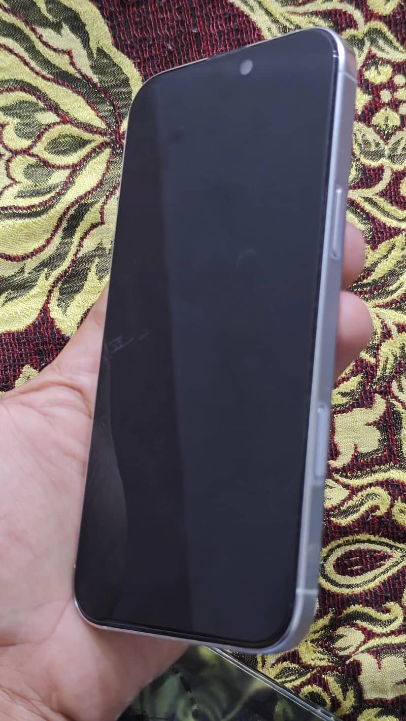 Apple iPhone 16 Pro Max 6