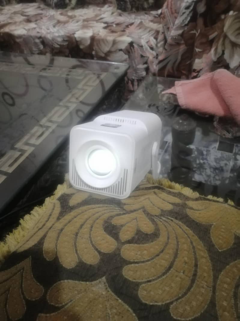 projector 1