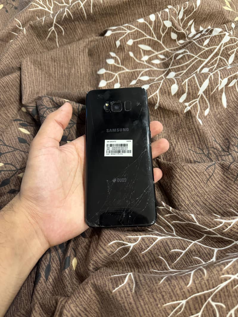 Samsung Mobile S8 Plus 1