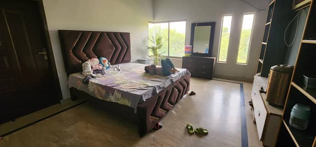 bed dressing and side tables
