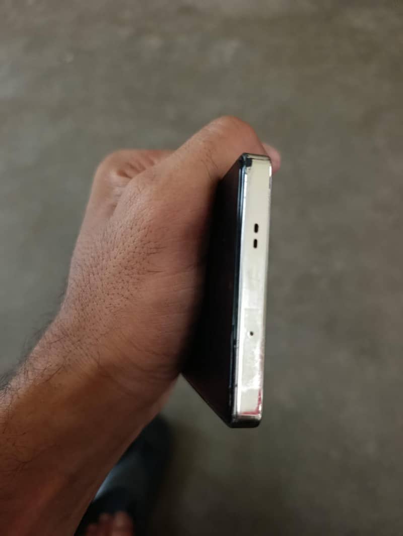Infinix Note 40 4