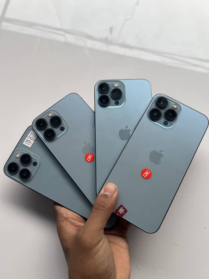 Apple iPhone 13 Pro Max 2