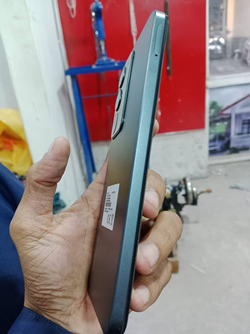 Realme C71 4