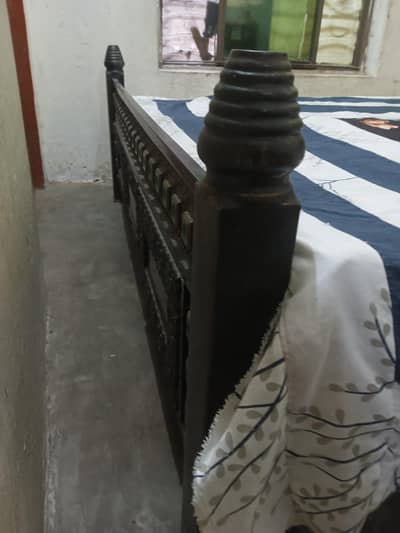 King Size Iron Bed Urgent sale