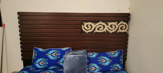Double bed king size for sale