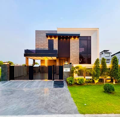original pics 1 Kanal Top Quality Build Luxurious Beautiful Ultra Modern Design Villa For Sale In DHA Lahore Phase 7Prime Location Near To Raya
