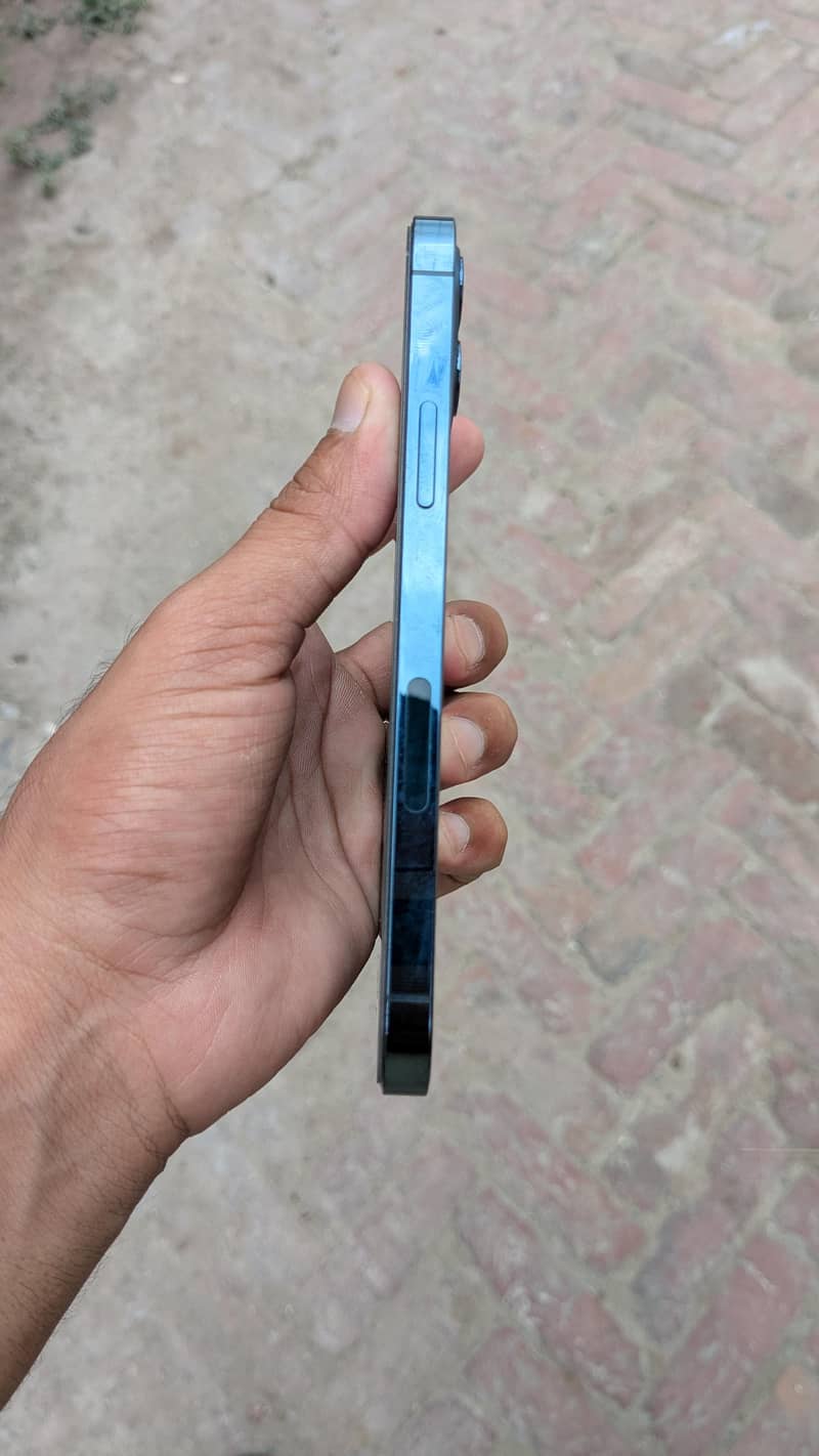 iphone 12 pro 1