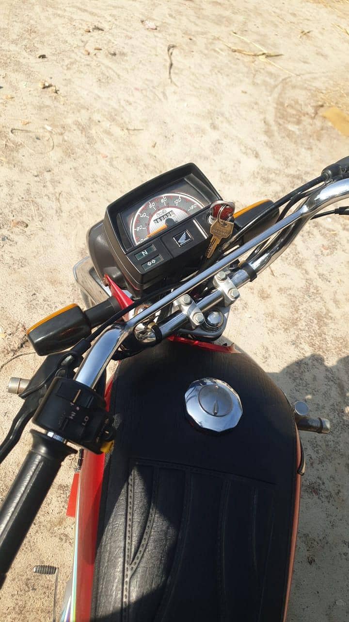 urject for sell. bike ko koi ve kisi be kism k masla ni han all ok han 0