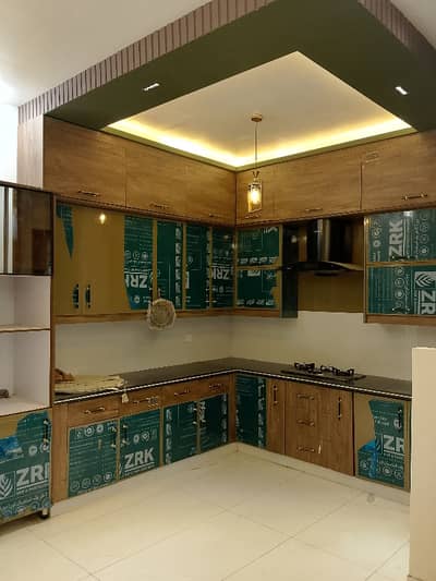 Brand New 250yrds Ground Floor 3 Bed D/D For Sale In Gulshan Block 1