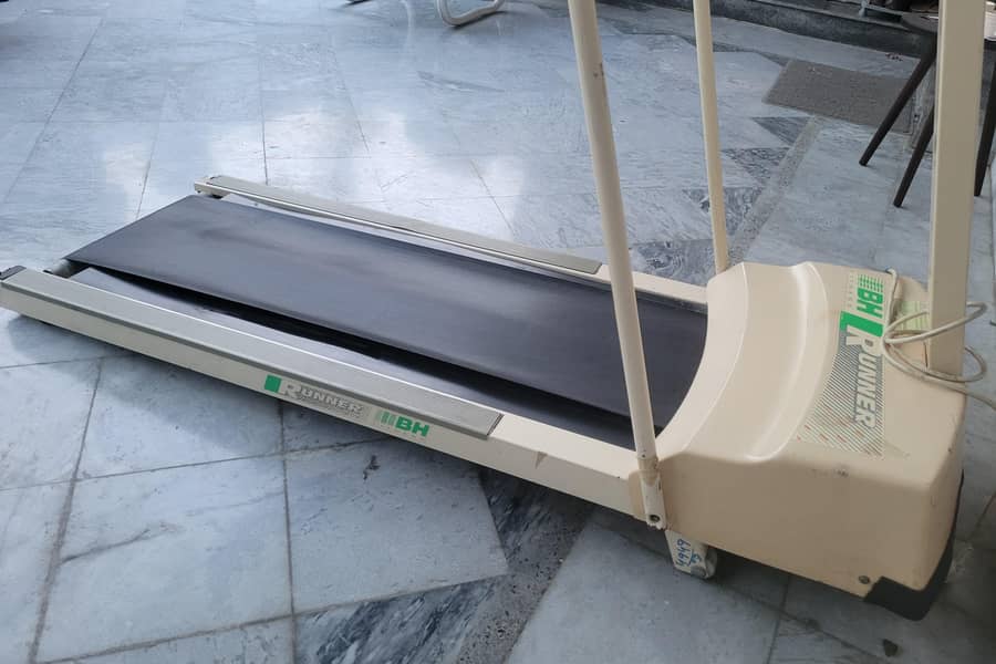 Imported Automatic Treadmill 3
