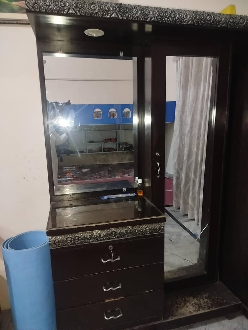 Dressing Table 2