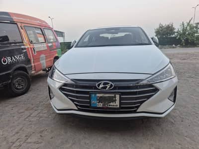 Hyundai Elantra 2023