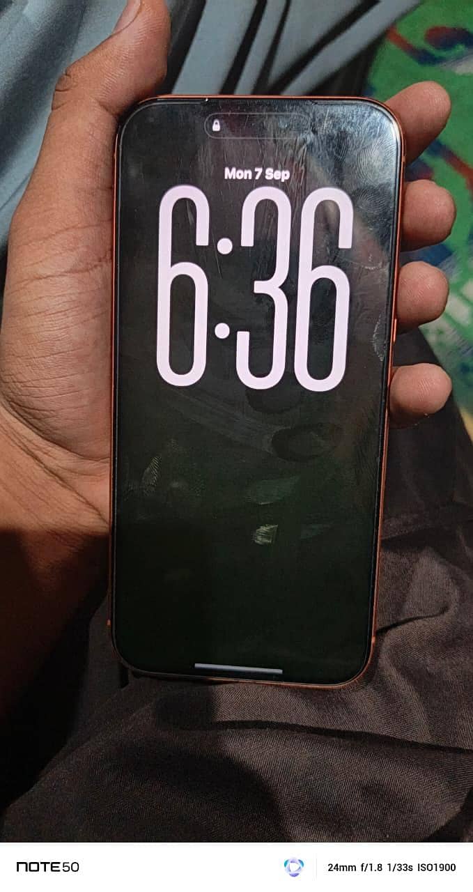 Apple iPhone 17 Pro Max 1