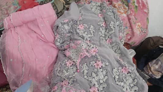 beautifl  grey pink embrodird drees with dupatta