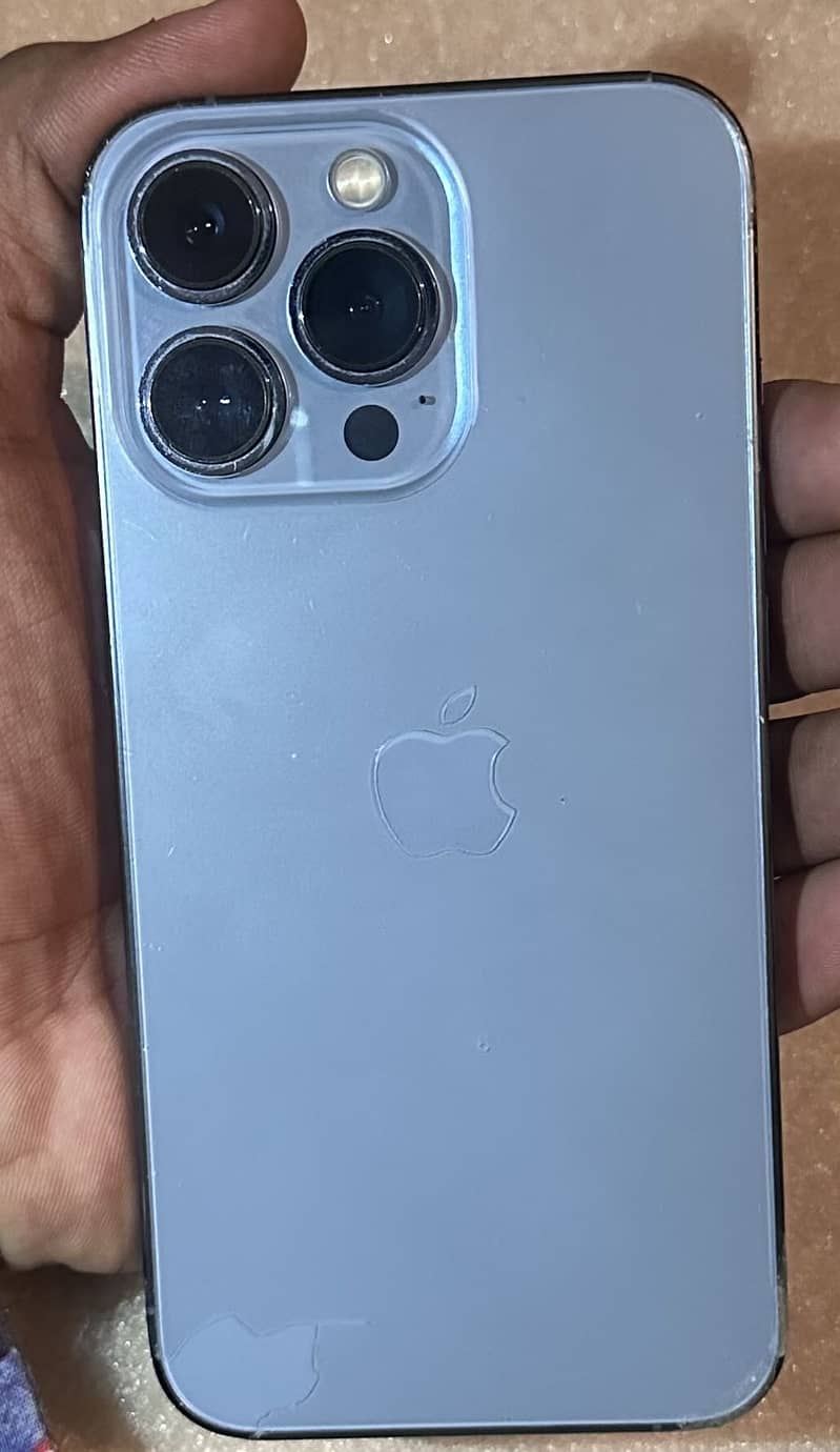Apple iPhone 13 Pro 1