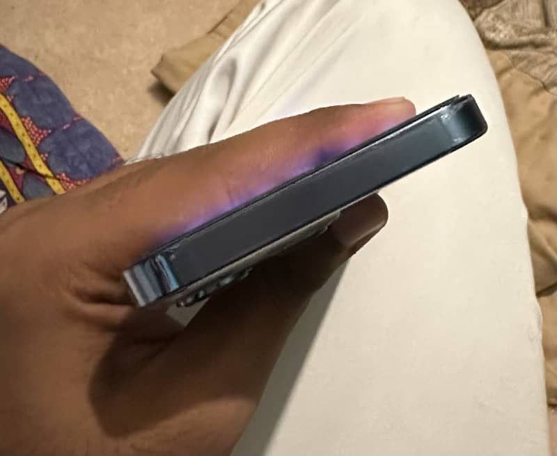 Apple iPhone 13 Pro 6
