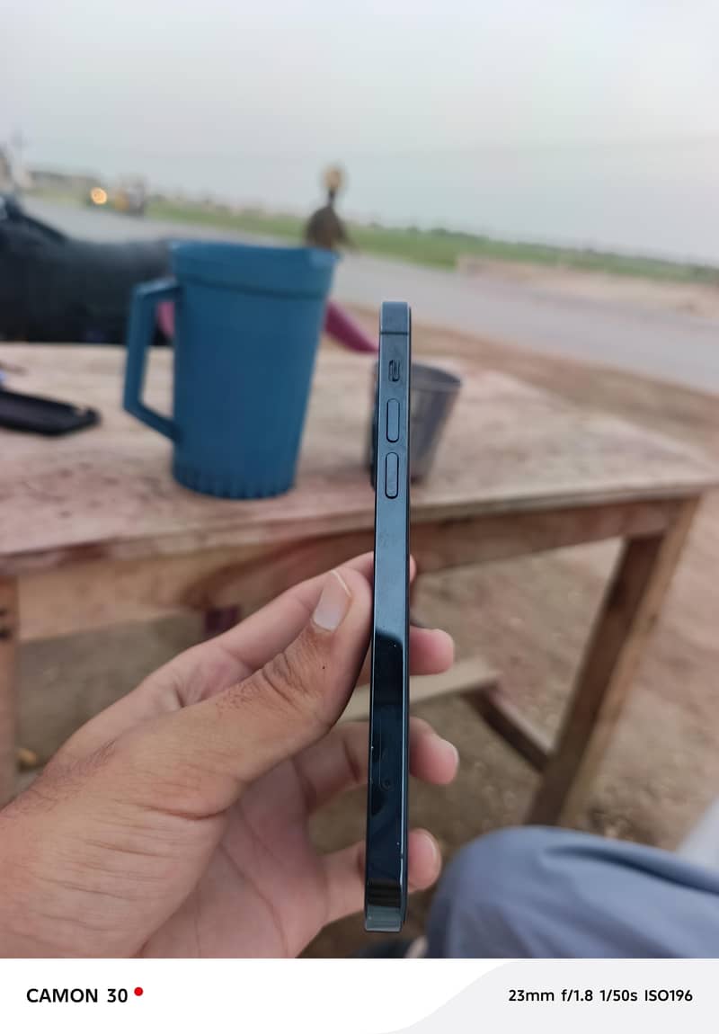 Apple iPhone 12 Pro 1