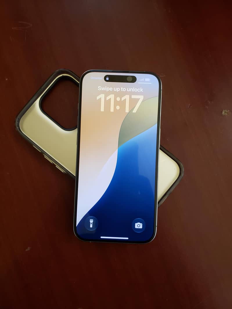 Apple iPhone 15 Pro 4