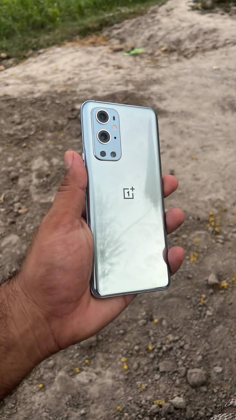 One Plus 9 Pro 0