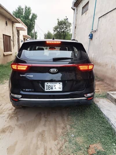 Urgent sale KIA Sportage 2020 fully loaded AWD 1st hand car