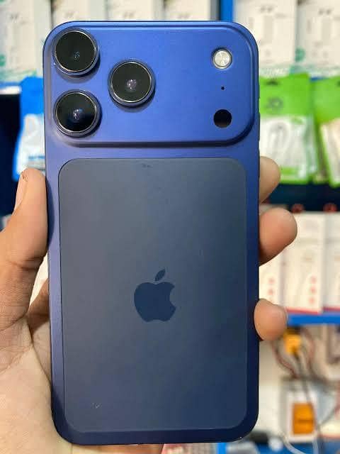 Apple iPhone 17 pro max 3