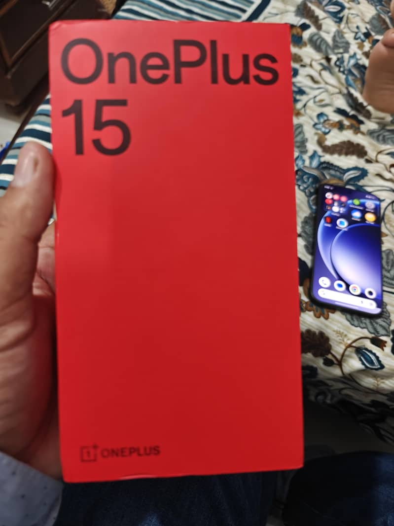OnePlus 15 3