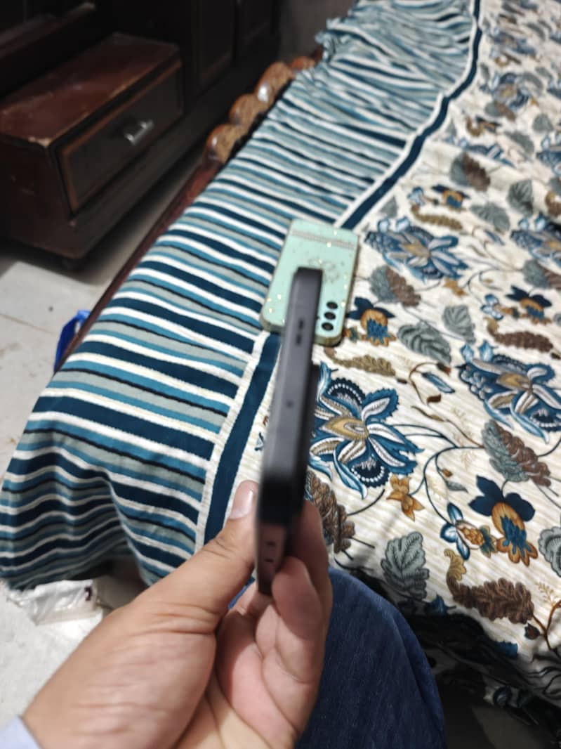 OnePlus 15 8
