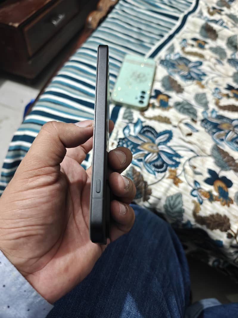 OnePlus 15 9