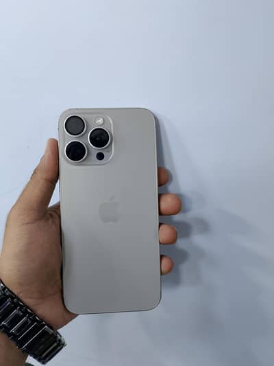 Apple iPhone 15 Pro Max