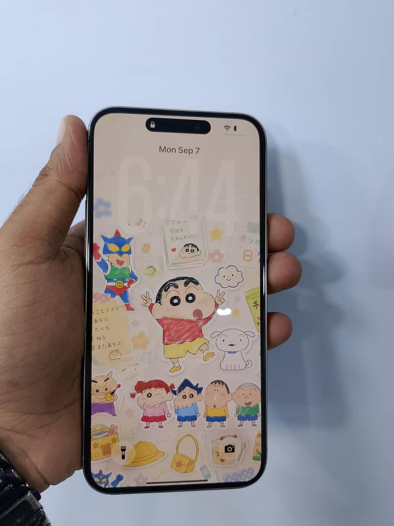 Apple iPhone 15 Pro Max 1