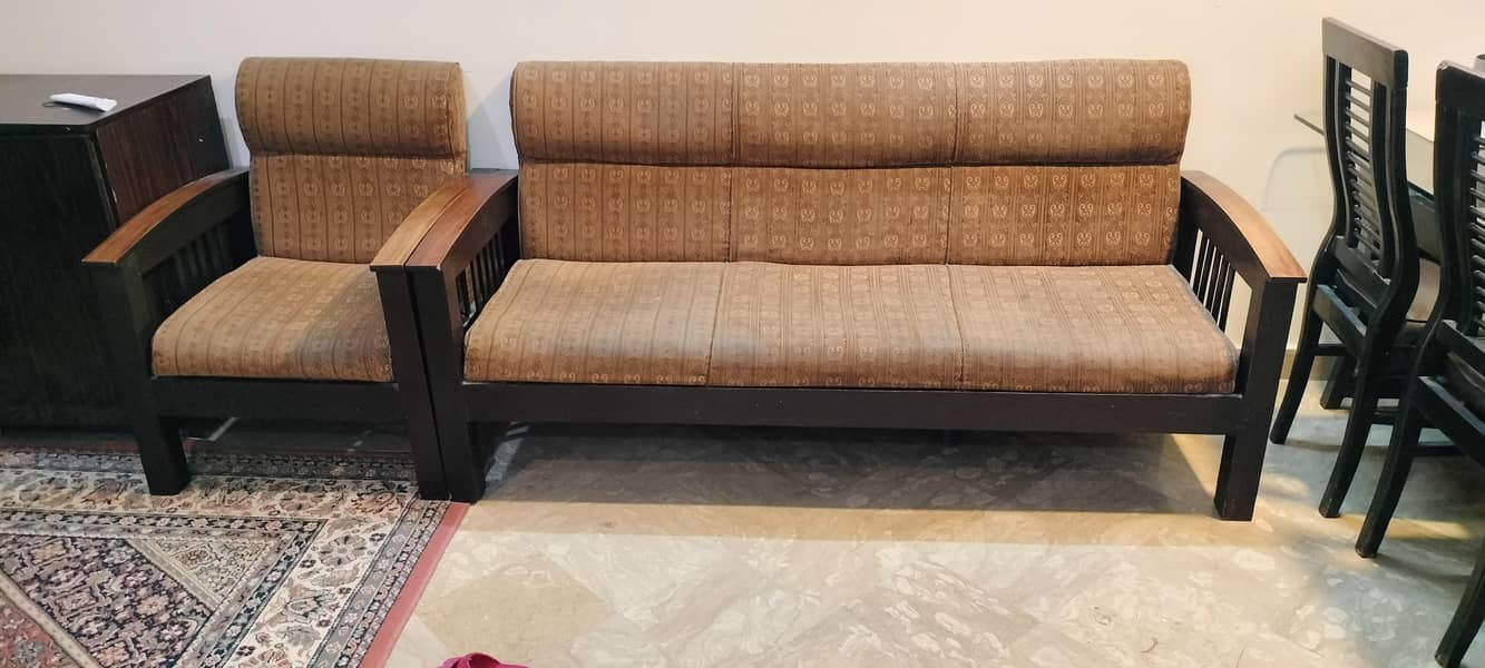 wood structure sofa 1