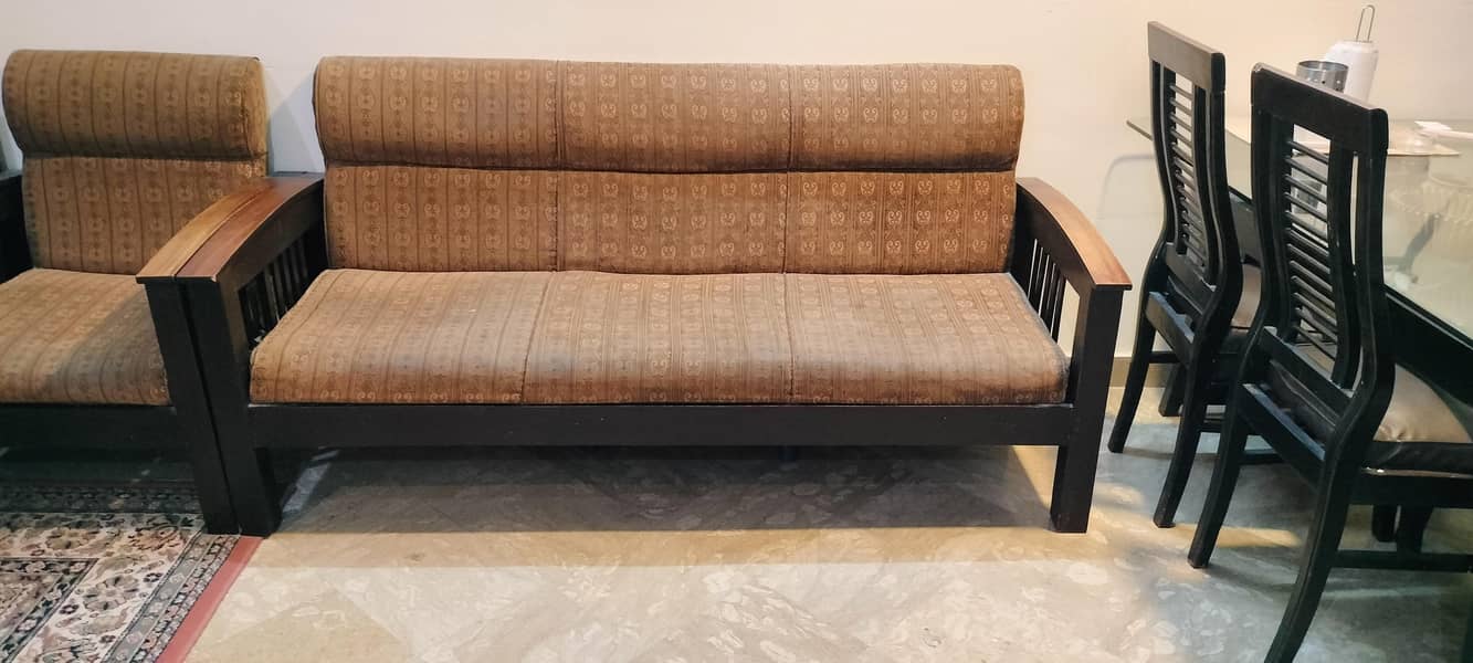 wood structure sofa 2