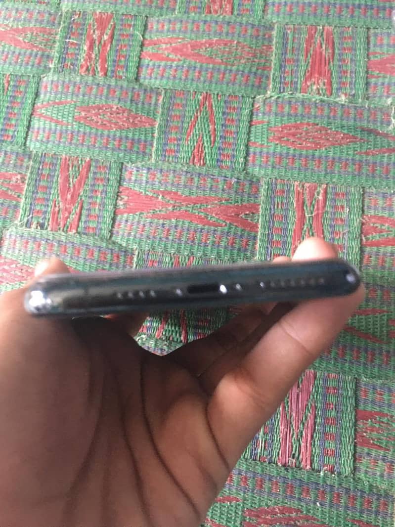 Apple iPhone 11 Pro 3