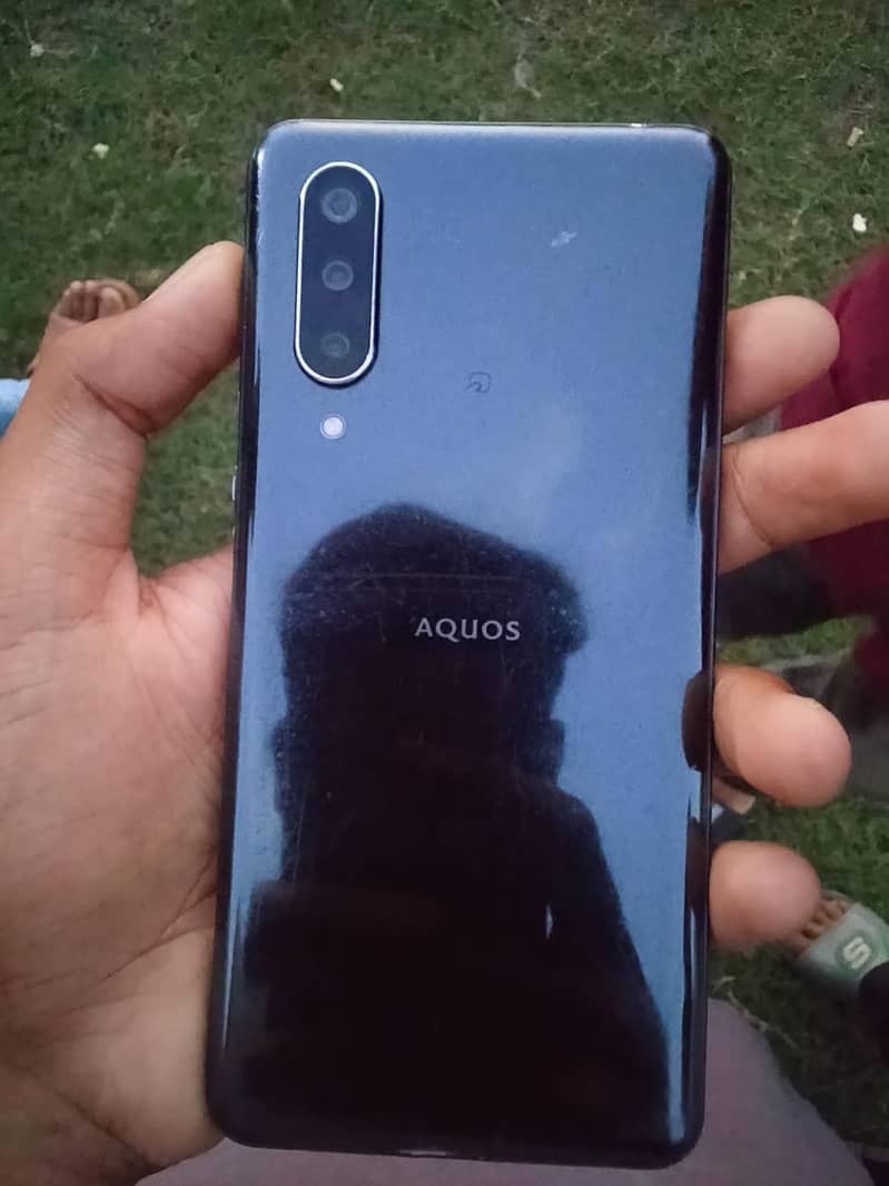 Sharp aquas zero 5g basic 2