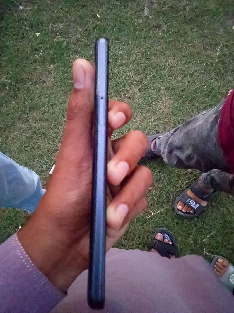 Sharp aquas zero 5g basic 6