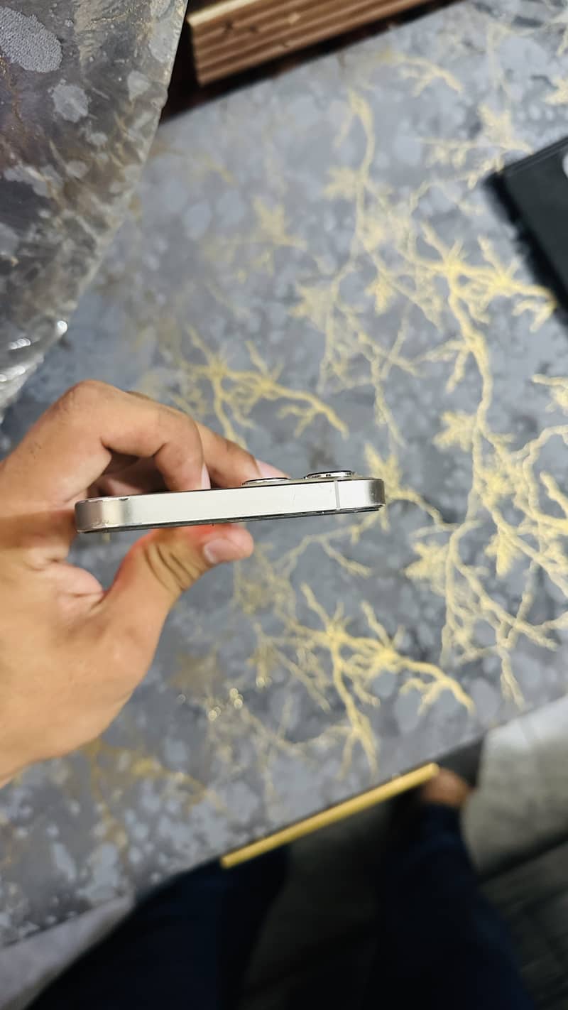 Apple iPhone 12 Pro Max 0
