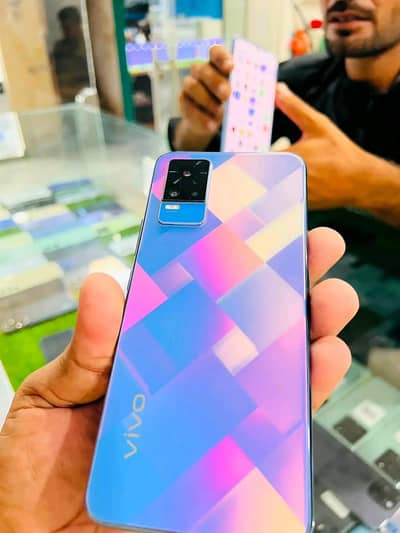 Vivo v21e 8+128 GB PTA Approved new condition ha All okay complete box