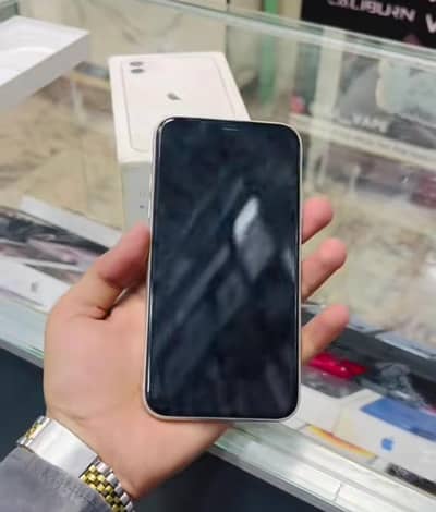 Apple iPhone 11 ram 128 GB PTA approved for sale condition 10 by 10 by