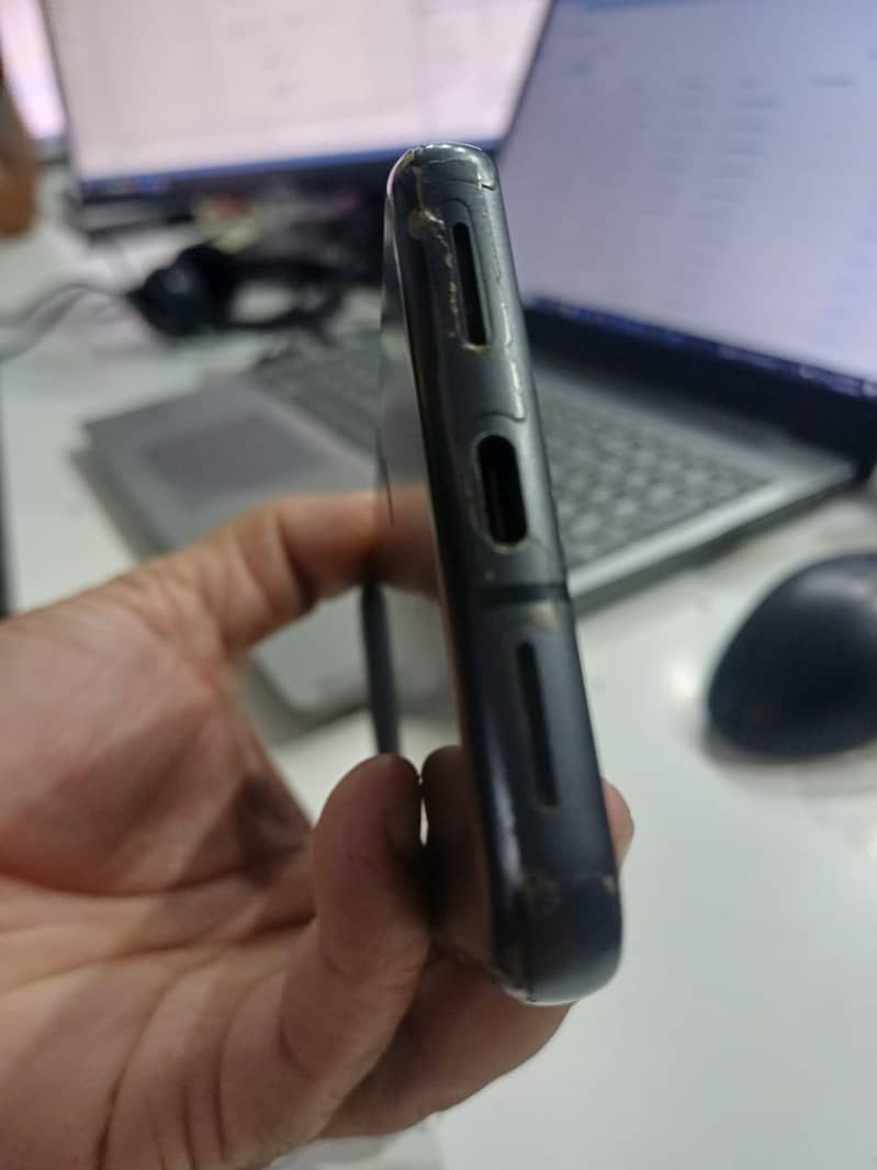 pixel 8 excellent condition 9/10 3