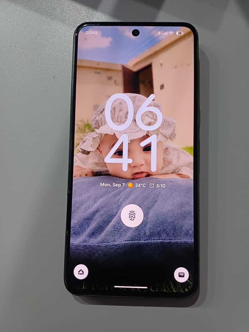 pixel 8 excellent condition 9/10 4