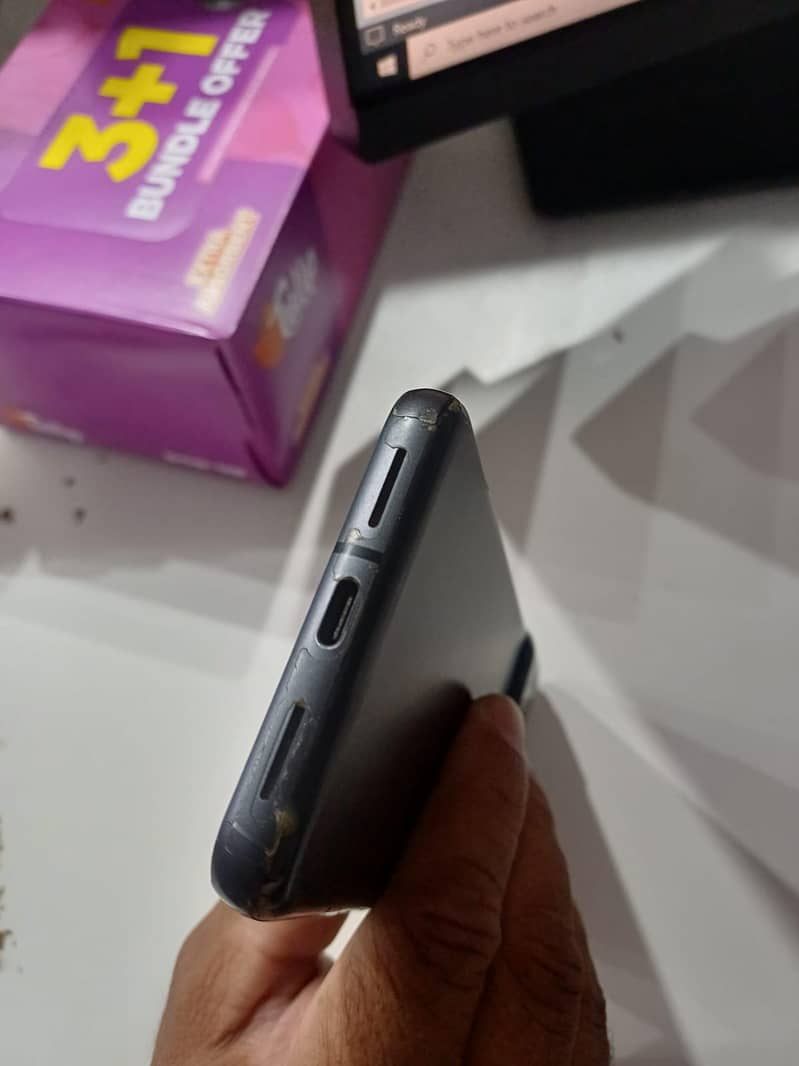 pixel 8 excellent condition 9/10 6