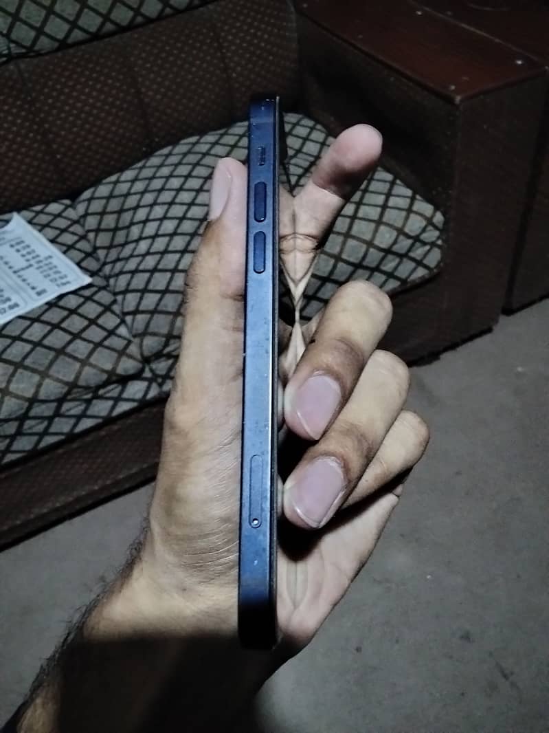 Apple iPhone 12 5