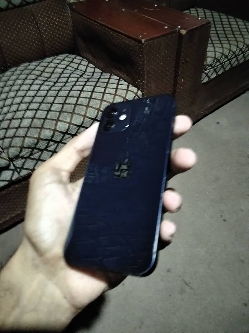 Apple iPhone 12 9