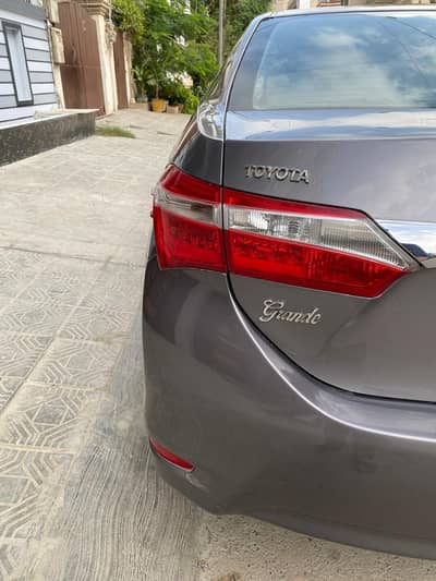 Toyota Corolla grande 1.8 CVT