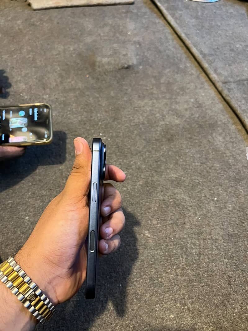 Apple iPhone 17 Pro 4